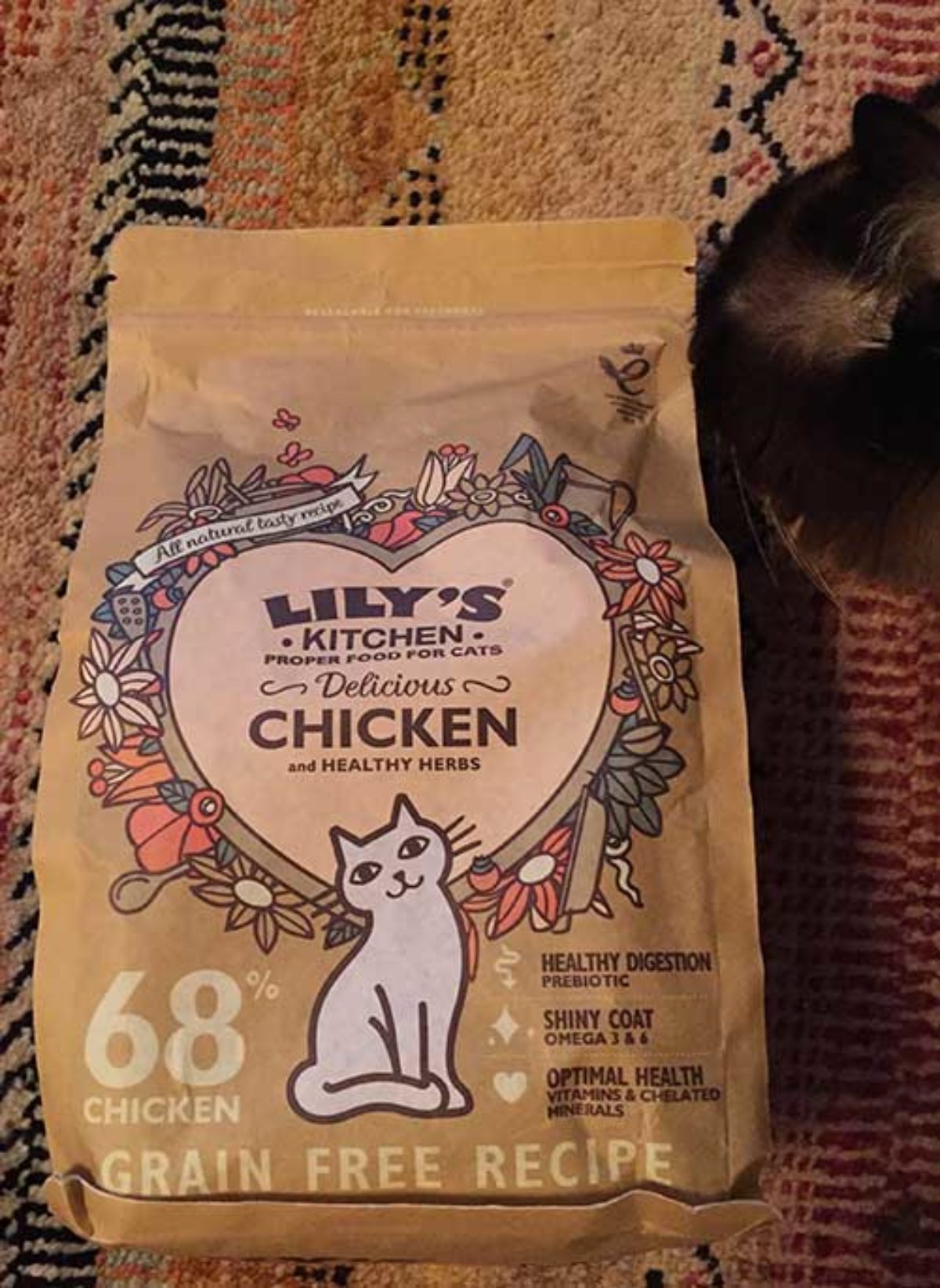 Croquettes Au Poulet Pour Chat Proposees Par Lily S Kitchen Notre Siecle